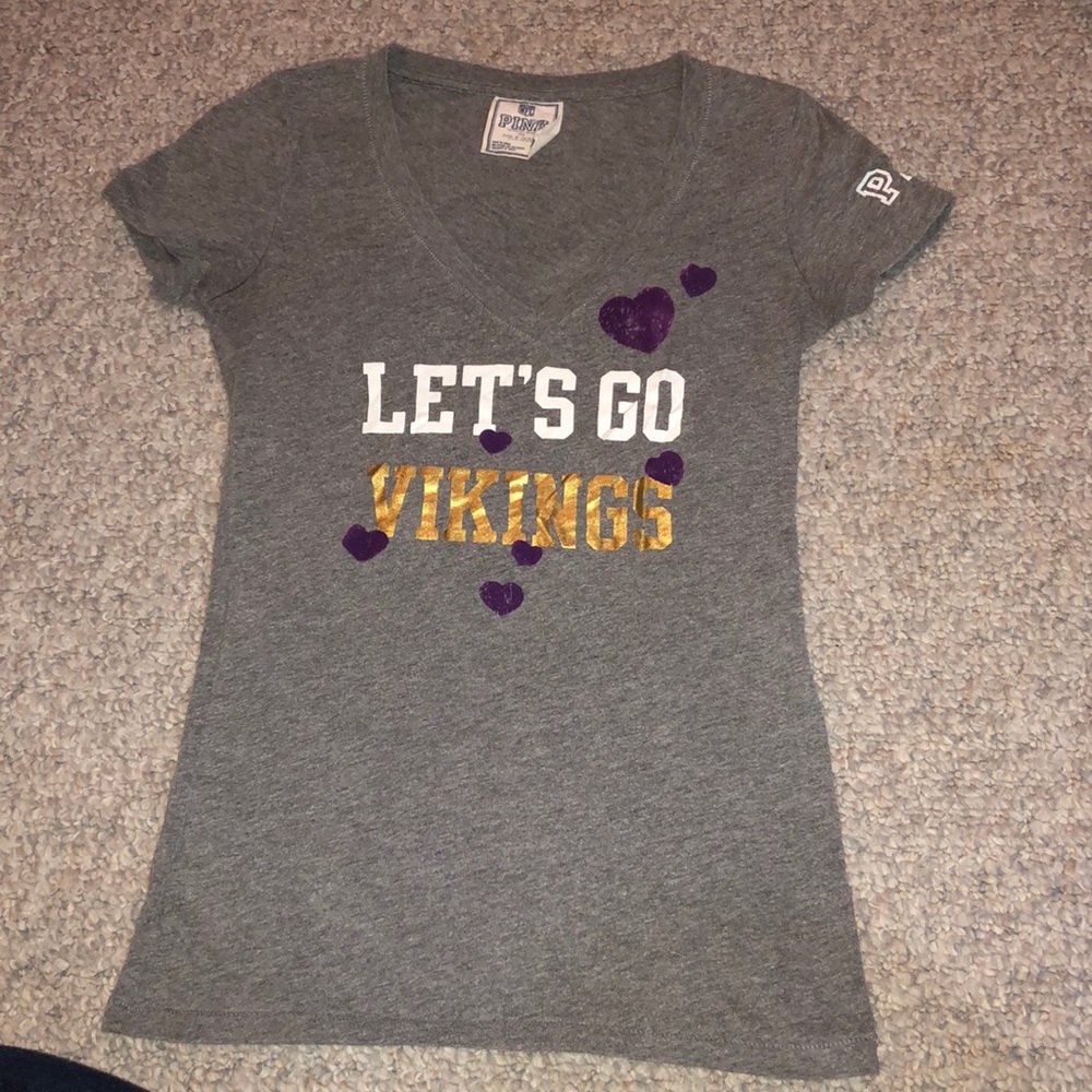 PINK Minnesota Vikings V-Neck T-Shirt